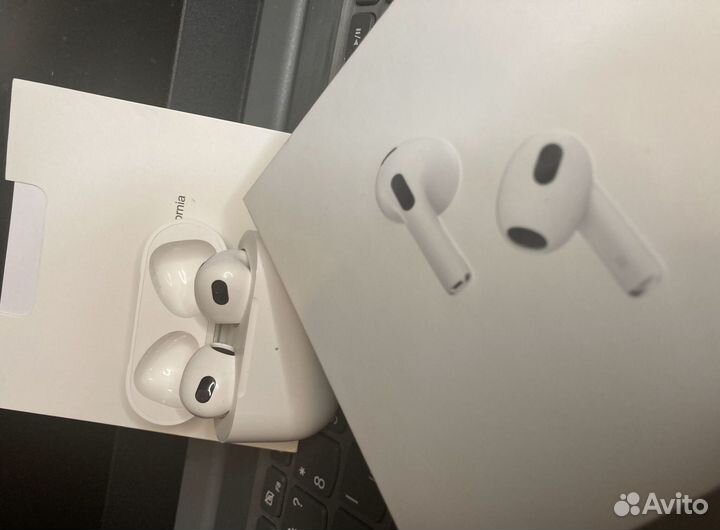 AirPods 3 Premium