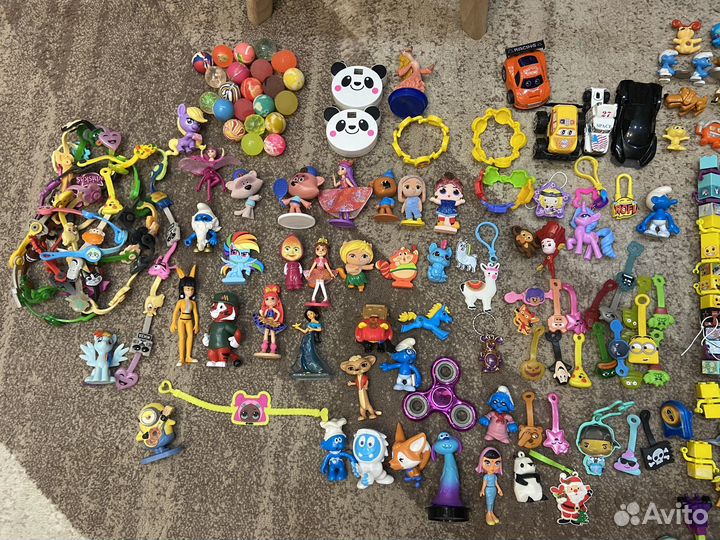 Игрушки из киндера