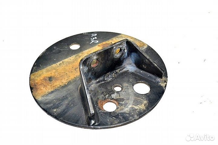 Кронштейн пневмобаллона ведущего моста, правый MAN