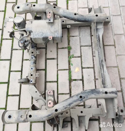 Балка подрамник с Адсорбером евап Honda S2000