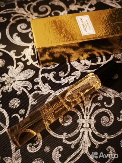 Парфюм Giordani Gold Essenza