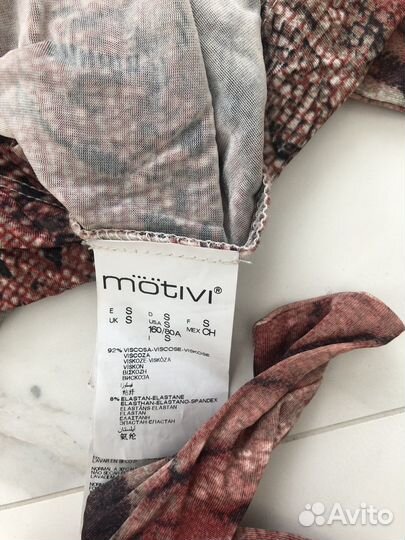 Платье motivi