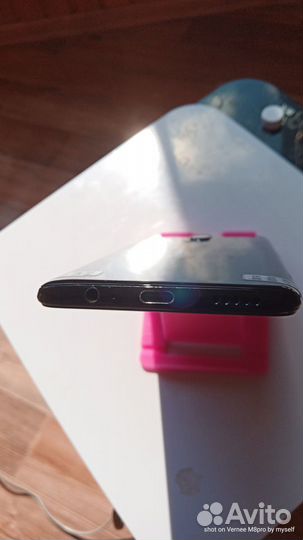 OnePlus 6, 6/64 ГБ