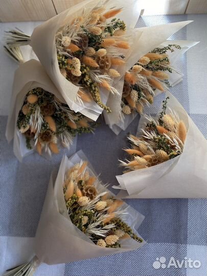 Букеты-комплименты из сухоцветов