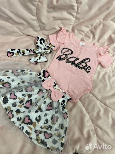 Нарядный боди с юбкой для новорожденной девочки