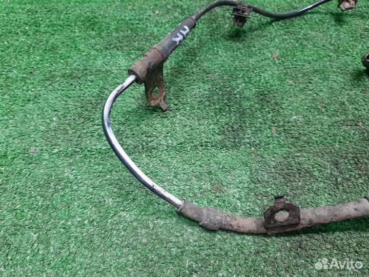 Датчик ABS задний правый Mitsubishi Grandis 2008