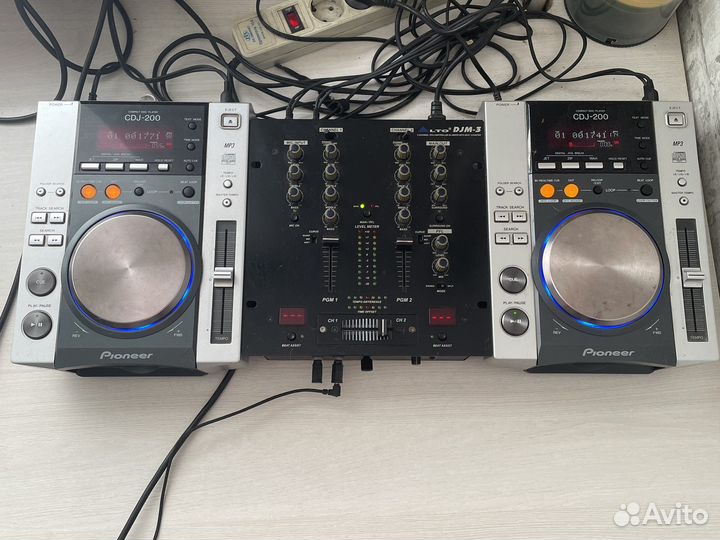 Pioneer cdj 200