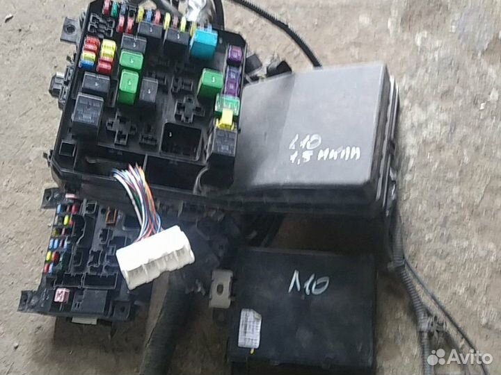 Mitsubishi lancer 10 Блок предохранителей