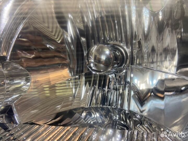 Фара передняя левая Mitsubishi Lancer 9 CS3A 4G18