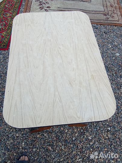 Стол на дачу