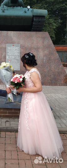 Свадебное платье 44 46