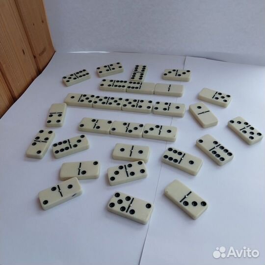 Дорожное домино в футляре