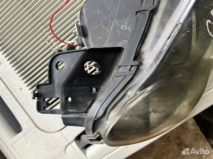 Фара правая toyota mark x