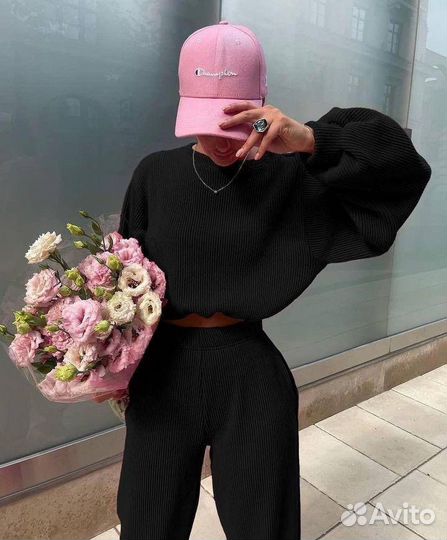 Спортивный костюм