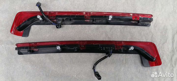 Продаются оригинальные повороты на тур. пак (центр