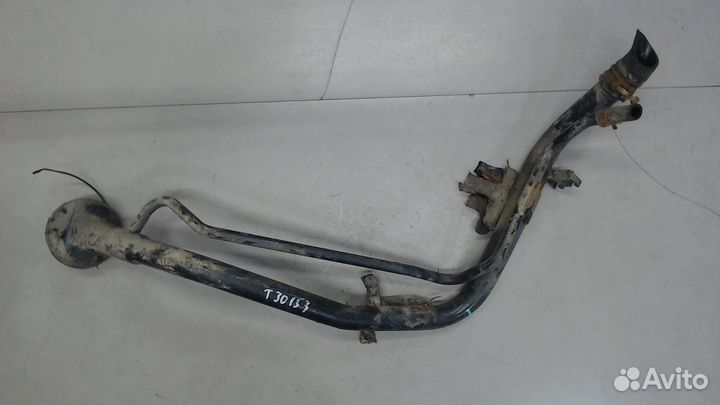 Горловина заливная топливная Nissan X-Trail (T30)