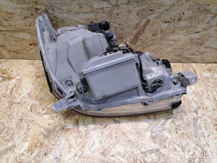 Фара левая Lexus LS430 Toyota Celsior rest ксенон