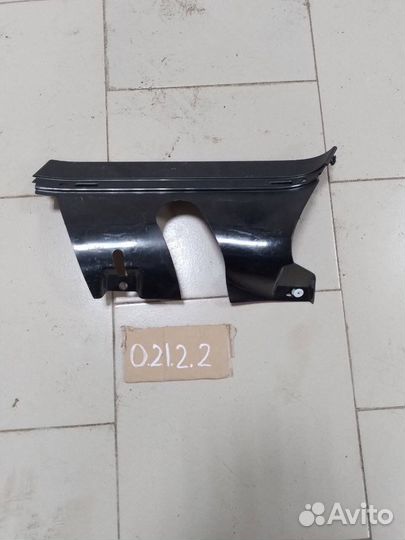 Обшивка пластик накладки задняя левая Range Rover