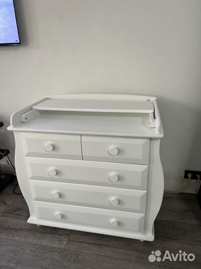 Пеленальный столик-комод