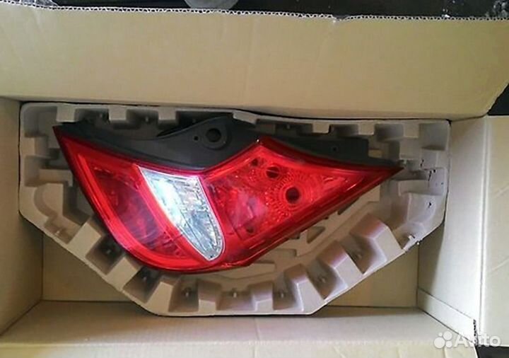 Фонарь задний правый Хендай Солярис Хэтчбек 2010