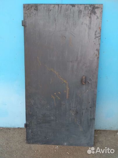 Металлическая дверь бу