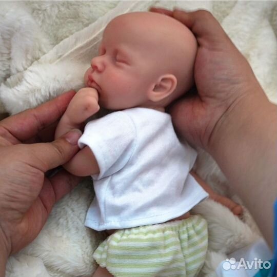 Кукла реборн полностью силиконовая мальчик