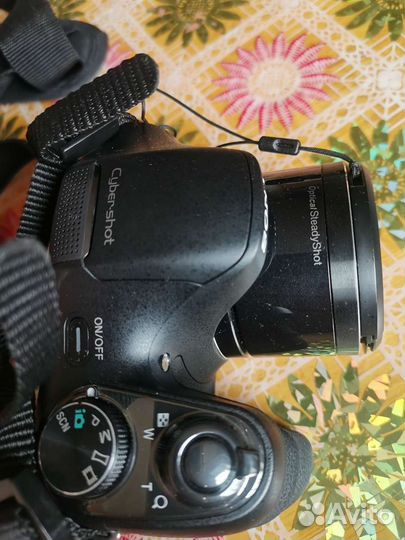 Фотоаппарат Sony DSC-H200