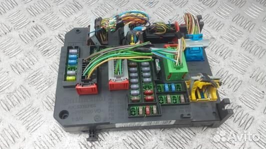 Блок комфорта peugeot 508 1 (KUK04M301)