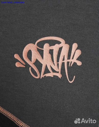 Nike Tech Fleece: уют и стиль в одном костюме