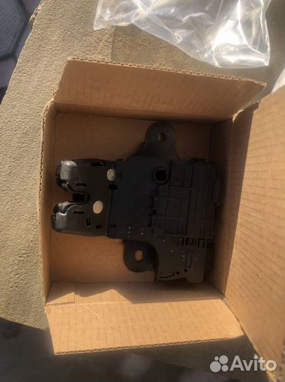 Замок багажника chevrolet cruz