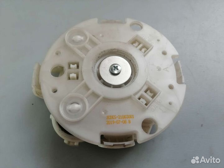 Механизм бокового зеркала Geely Emgrand x7