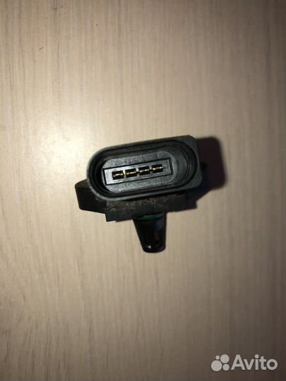 Датчик абсолютного давления VAG 03G906051E