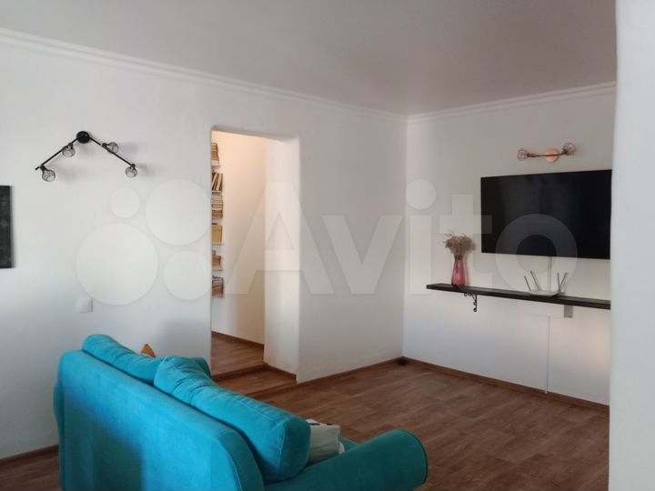 2-к. квартира, 56 м², 5/5 эт.