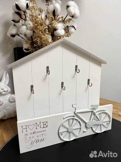 Ключница из дерева