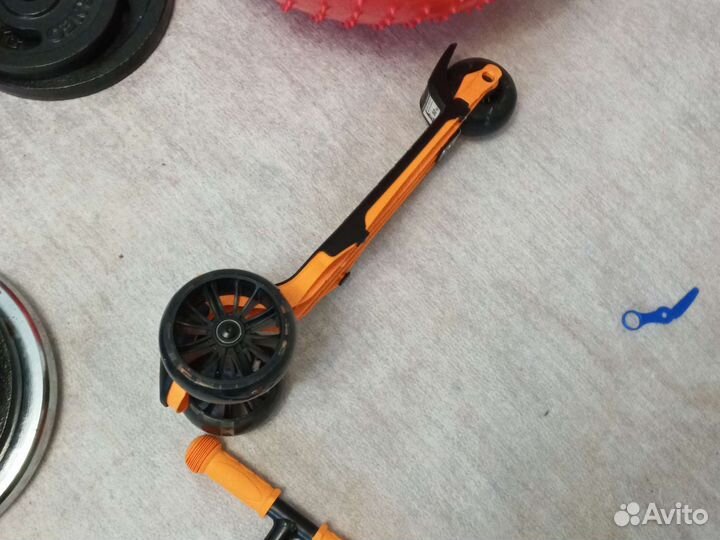 Самокат детский новый