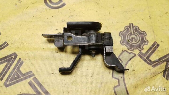 Подушка двигателя правая Subaru Legacy BP5 EJ20X