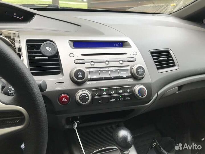 Магнитофон магнитола honda civic 4d