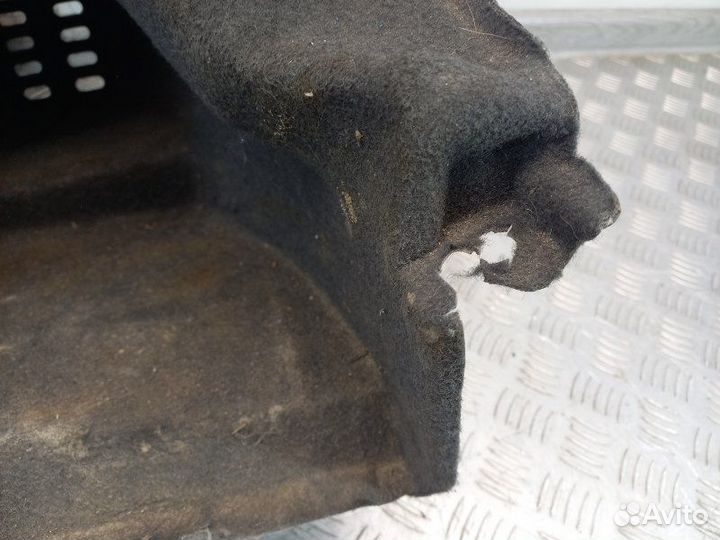 Обшивка багажника правая Chery M11 A3 1.6 SQR481F