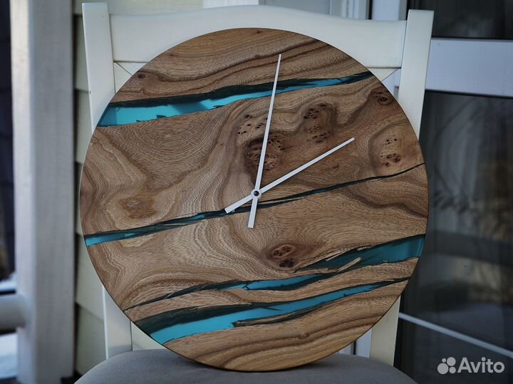 Часы из дерева, часы из смолы