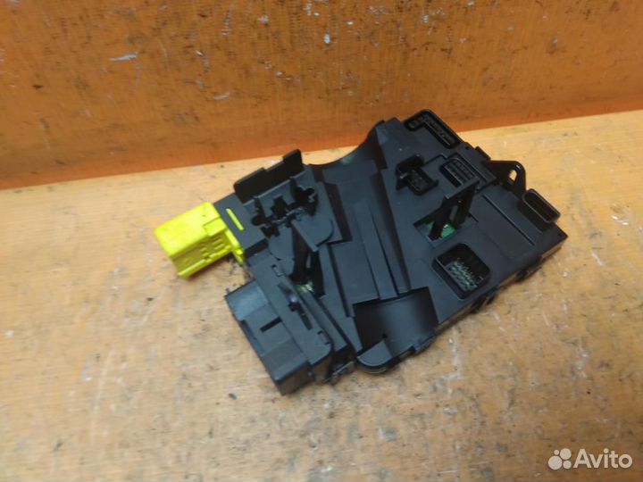 Блок электронный Skoda Octavia A5 (1Z) (2004-2013)