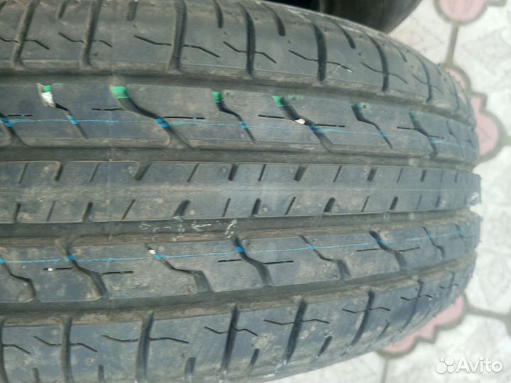 Bridgestone B390 195/65 R15