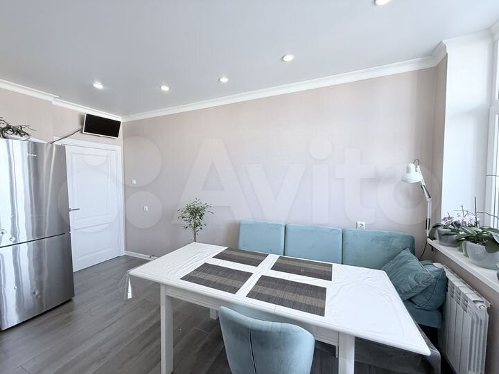 3-к. квартира, 87 м², 12/18 эт.