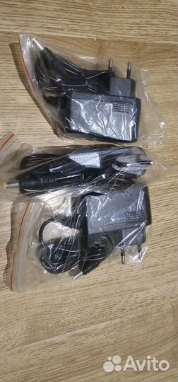 Сетевые адаптеры 5v 2A 60штук