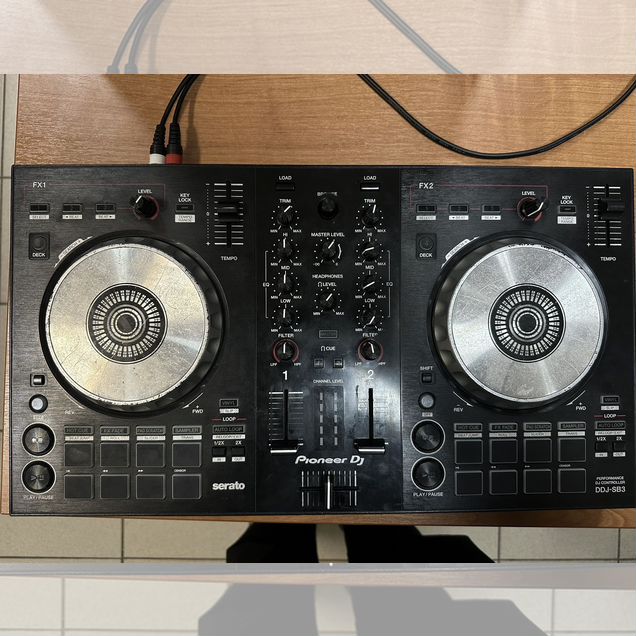 Dj контролер pioneer DDJ SB3