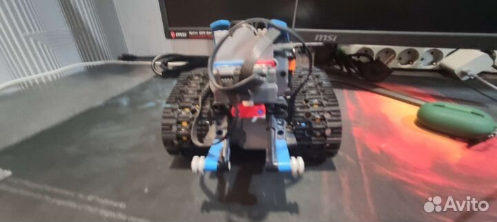 Lego Technic 42095 Скоростной вездеход