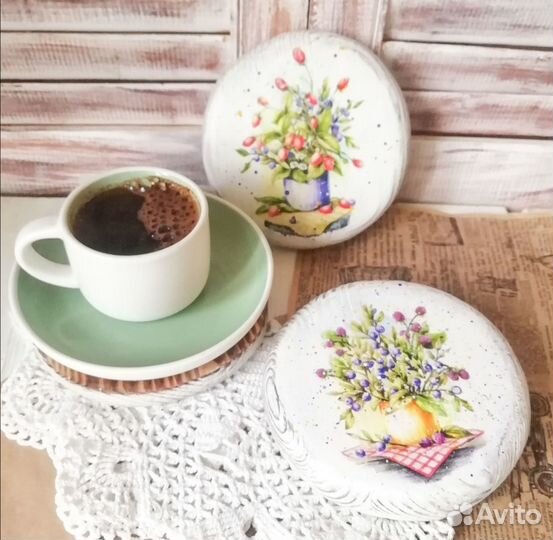 Подставка под чашки и стаканы