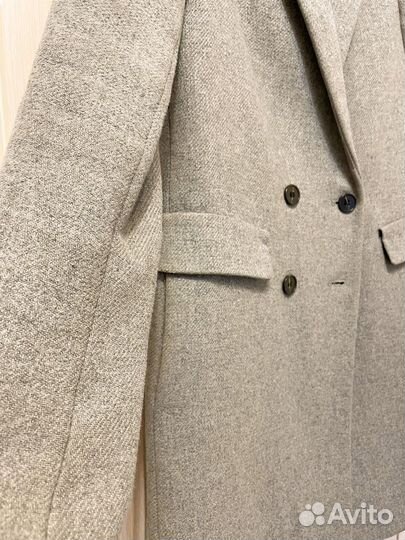 Пальто женскоеZara