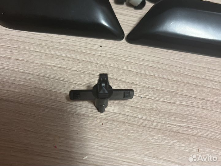 Крепления Крышки форсунок омывателей фар camry 40