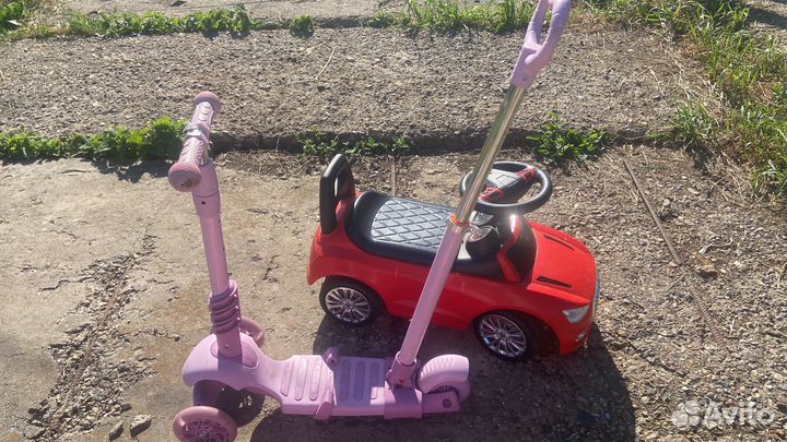 Машинка-каталка, самокат для девочки