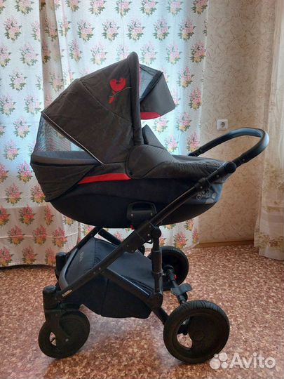 Коляска Tutis Zippy Pia 3 в 1